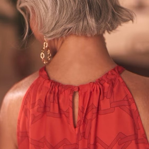 MELANIE LYNE:  Chain Print Sleeveless Blouse - red - Picture 3 of 6